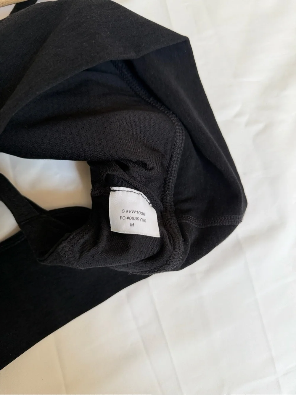 Vuori Black Cross-Back Sports Bralette